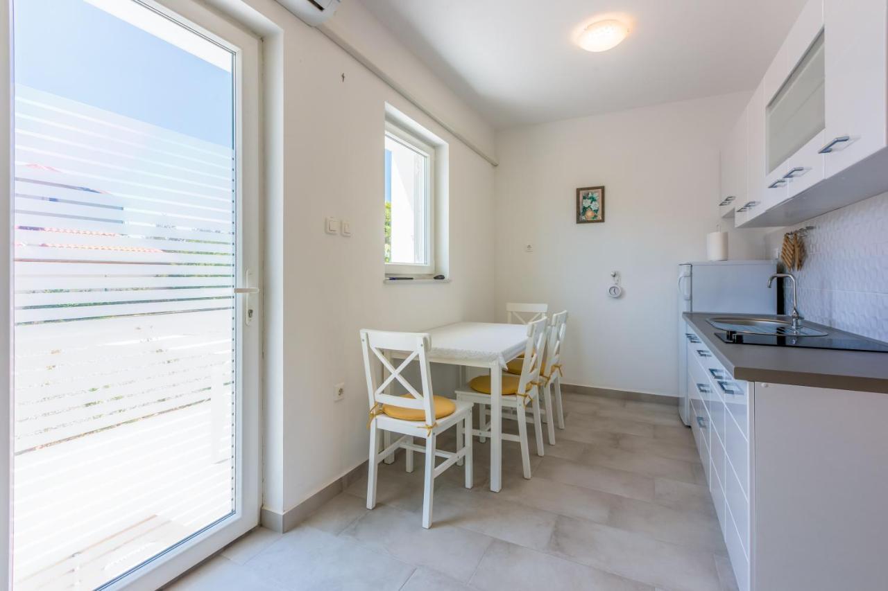Nemo Apartman Povile Kültér fotó